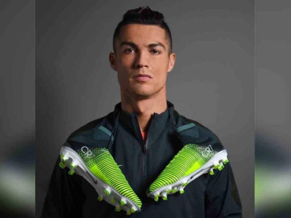 Cristiano Ronaldo también renueva 'a largo plazo' con Nike