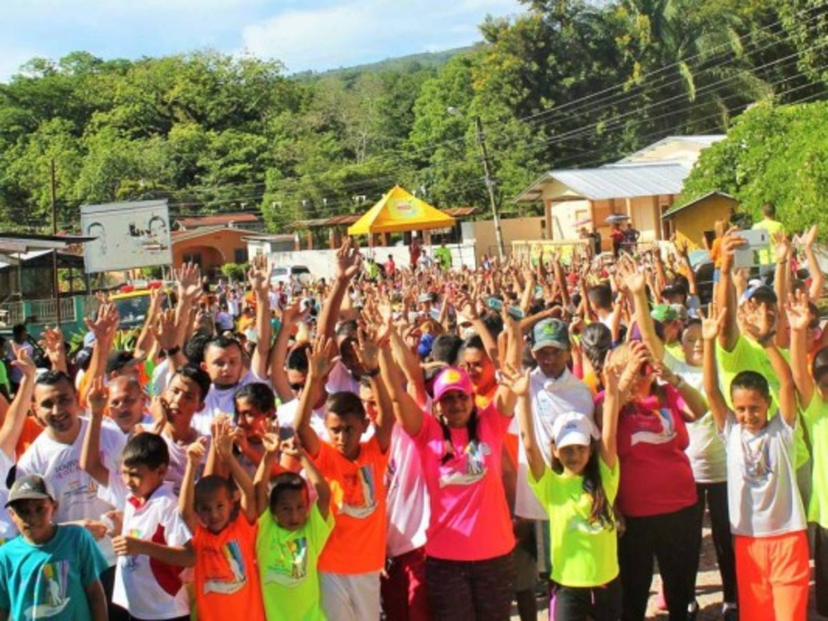 Un éxito la II Carrera de Colores en Río Lindo