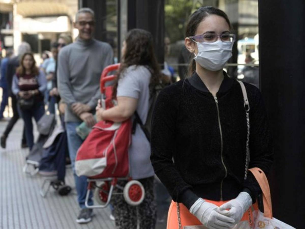 Suman 9,020 muertos por pandemia de coronavirus en el mundo