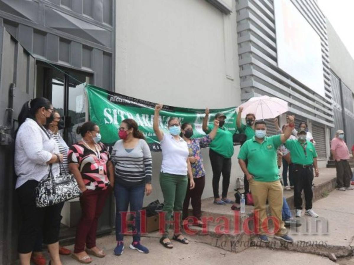 Identifican fondos para pagar a empleados del Registro Nacional