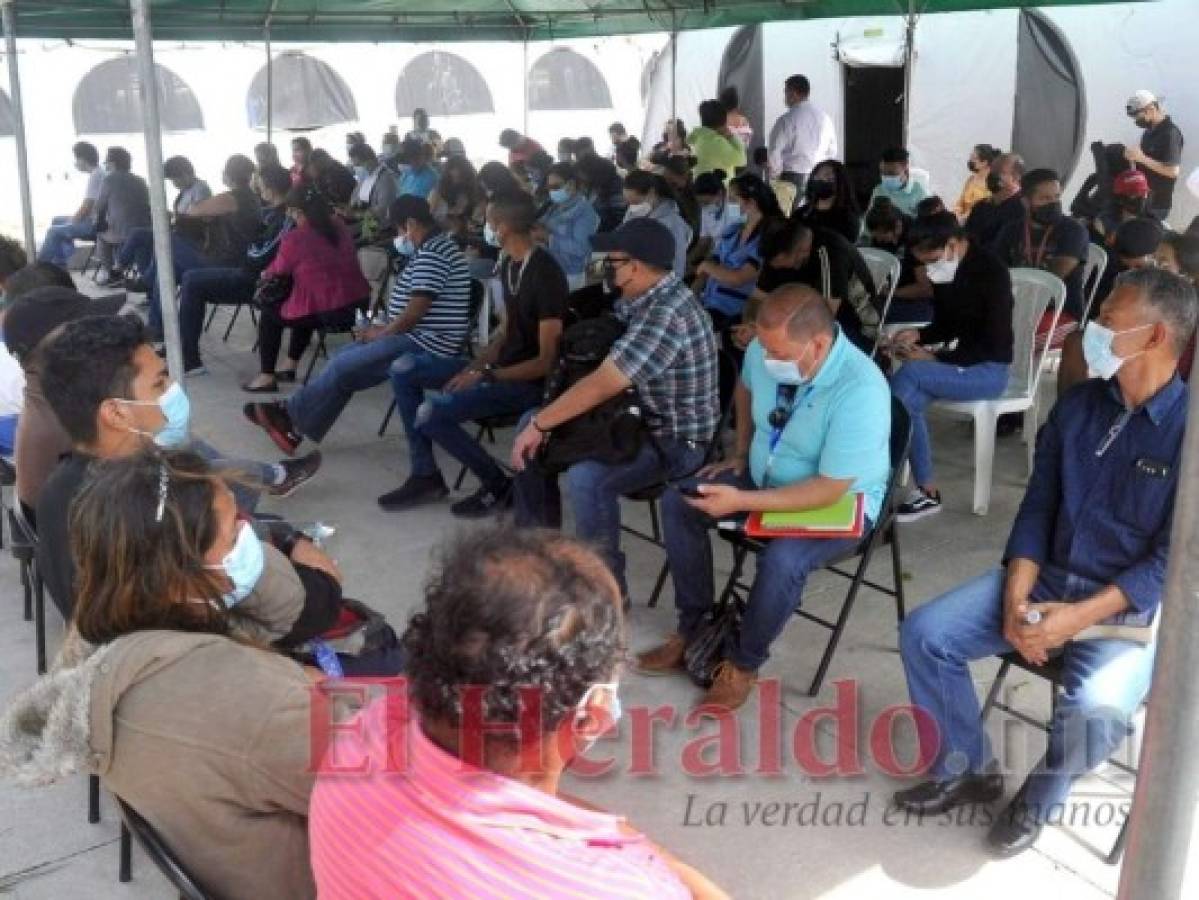 Positividad fue del 55% en primer día de atenciones del triaje del Juan Pablo II