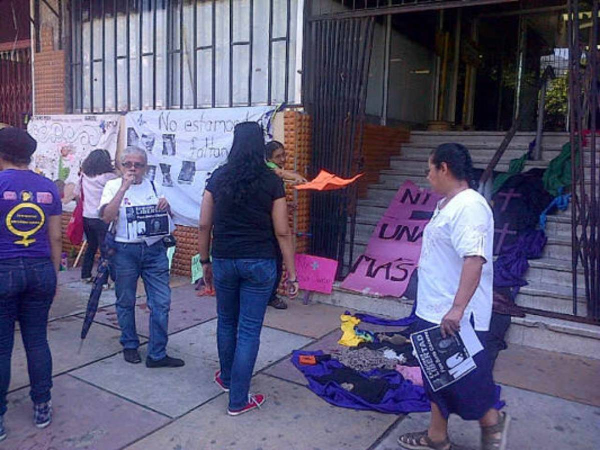 Mujeres piden un alto a los femicidios en San Pedro Sula