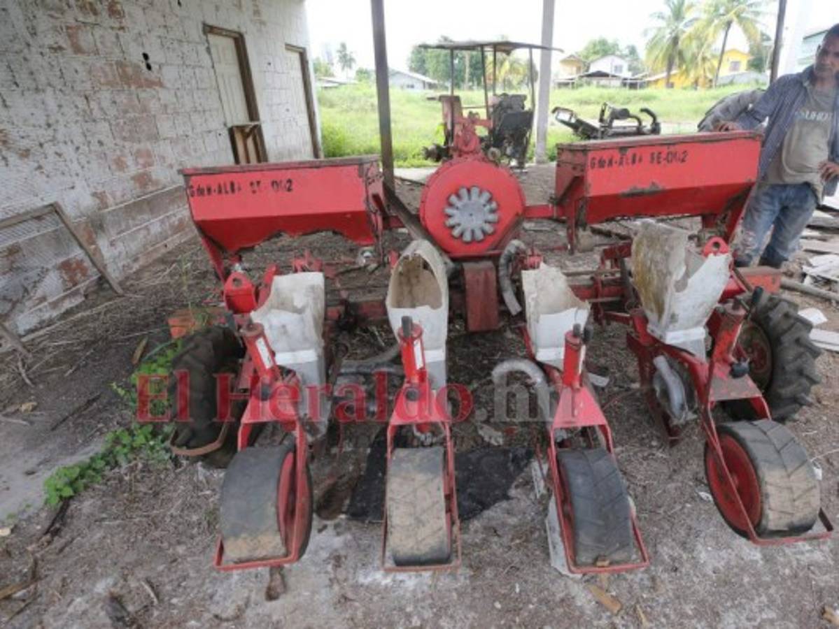 Chatarra, sobras y deshuesados: así quedaron los tractores Alba