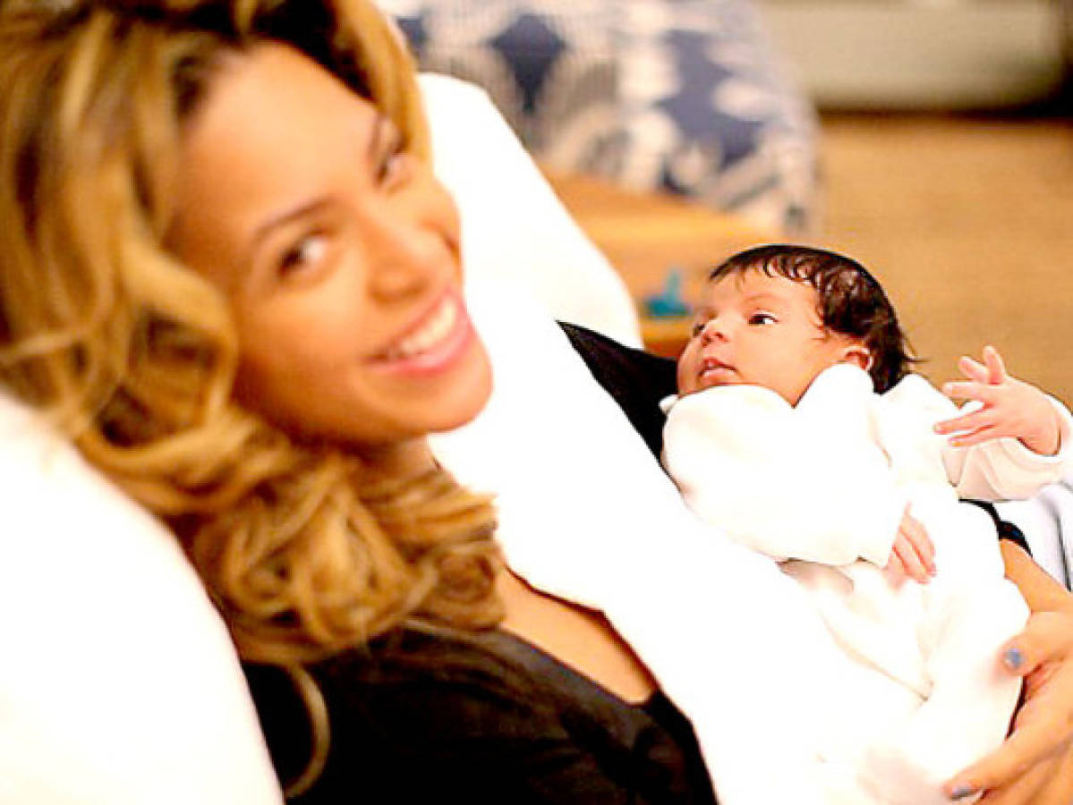 Primeras imágenes públicas de la beba de Beyoncé