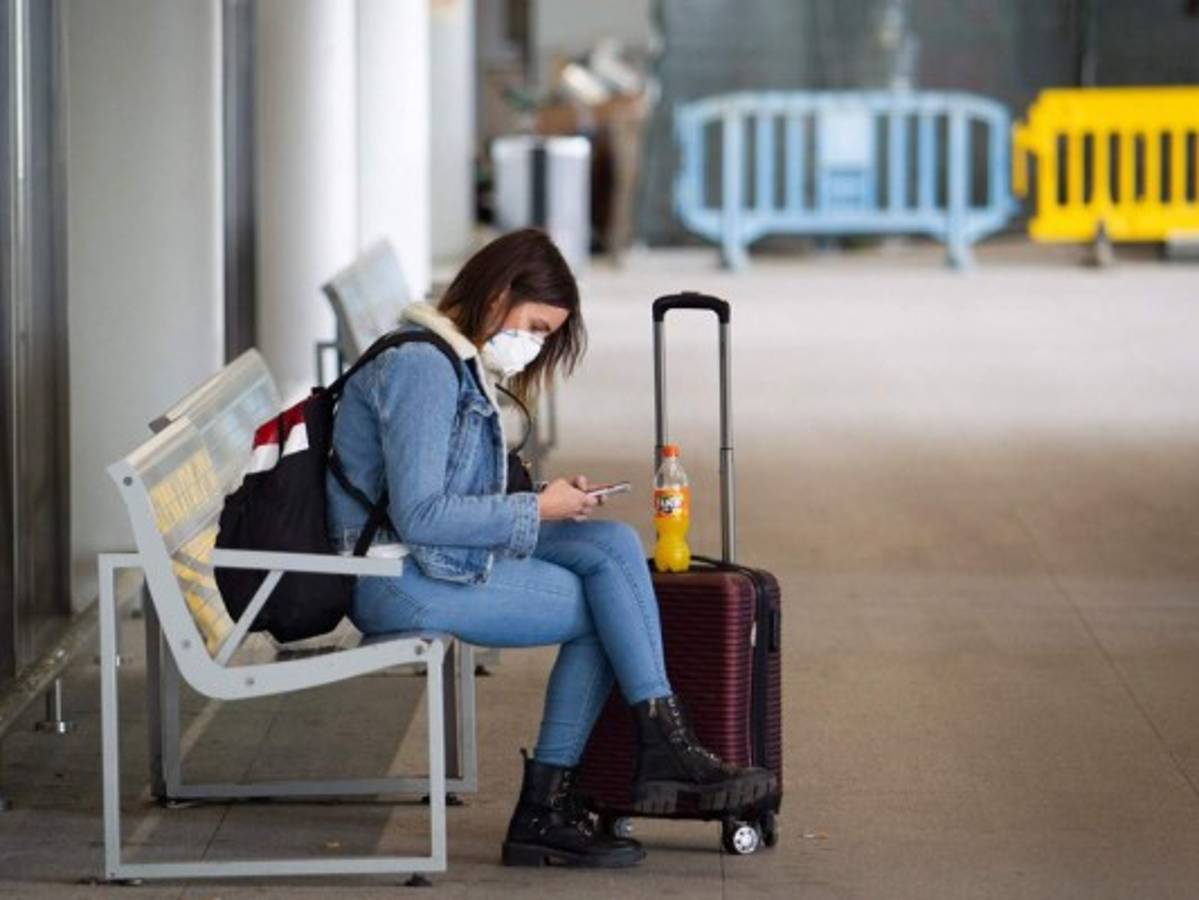 España cerrará sus fronteras terrestres para contener el coronavirus