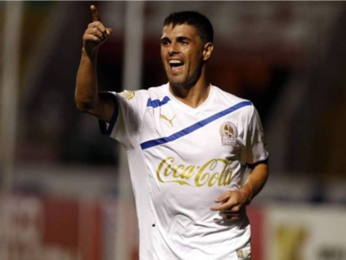 Orlando Ponce revela que jugador se molestó por apodo que le puso y larga lista de otros