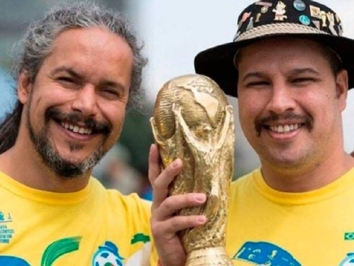 Los hijos de Clovis Acosta Fernandes están en Rusia apoyando a Brasil.