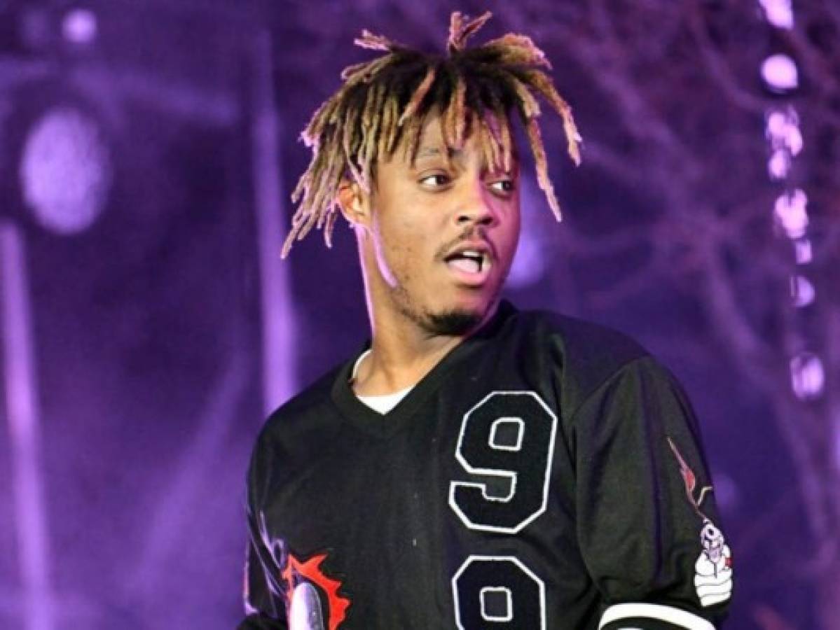 Rapero Juice WRLD traía drogas y armas en su equipaje cuando murió