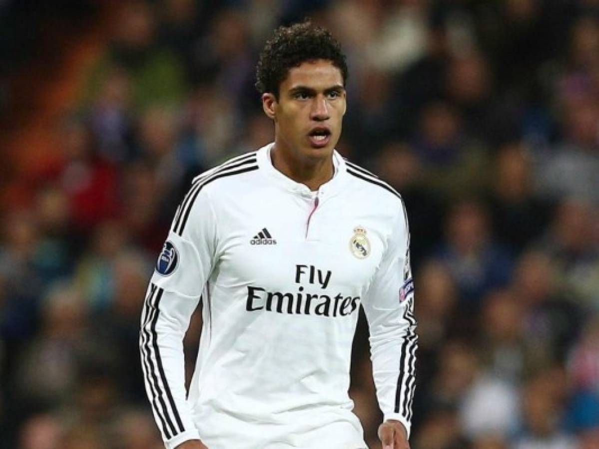 Raphaël Varane, lesionado, sustituido por Adil Rami para la Eurocopa