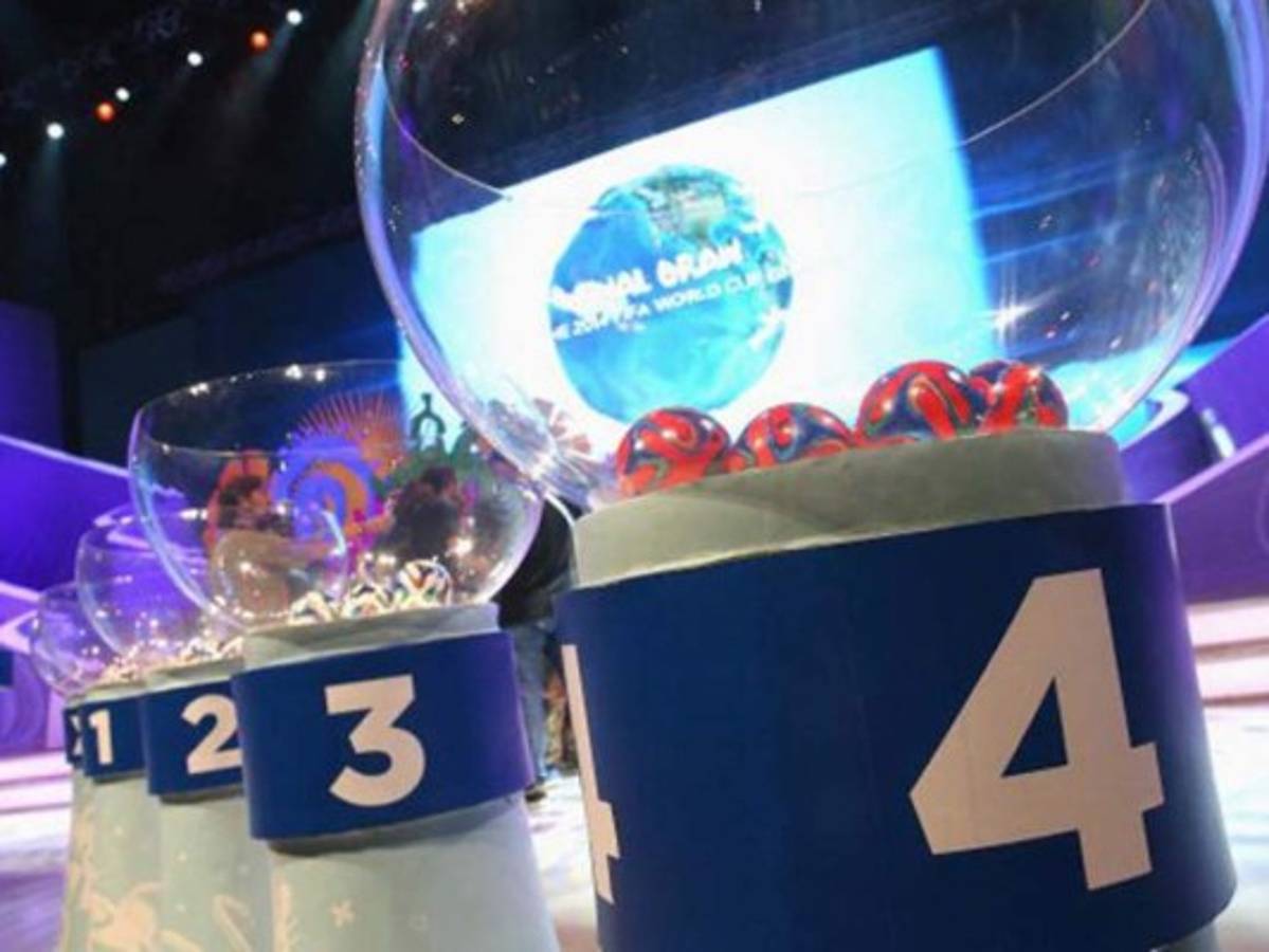 Blatter revela que se hicieron trampas en sorteos de fútbol  