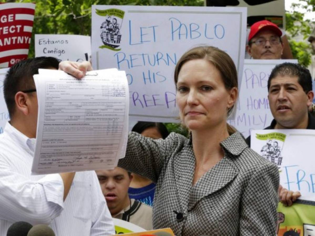 Jueza en Nueva York suspende deportación de hispano 
