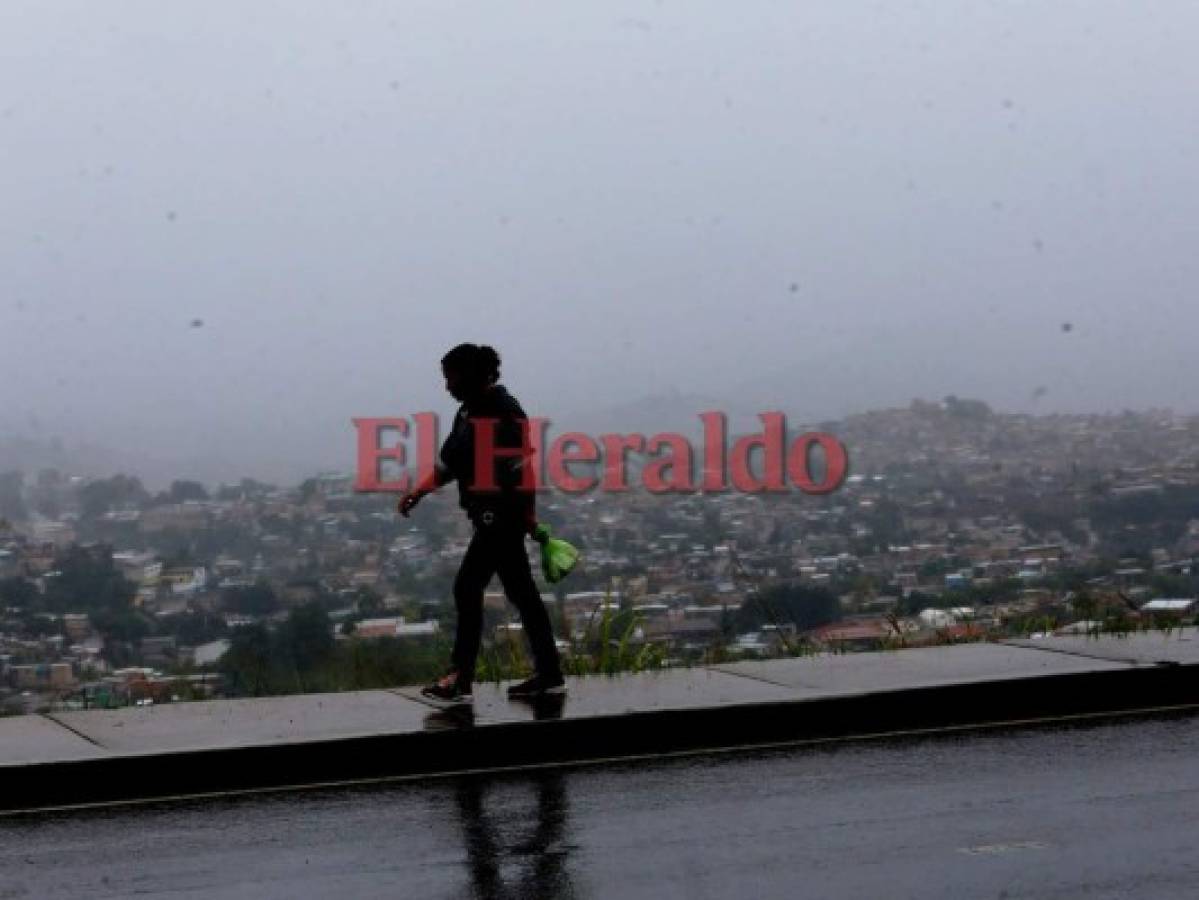 Lluvias serán con menor intensidad este lunes, según Copeco