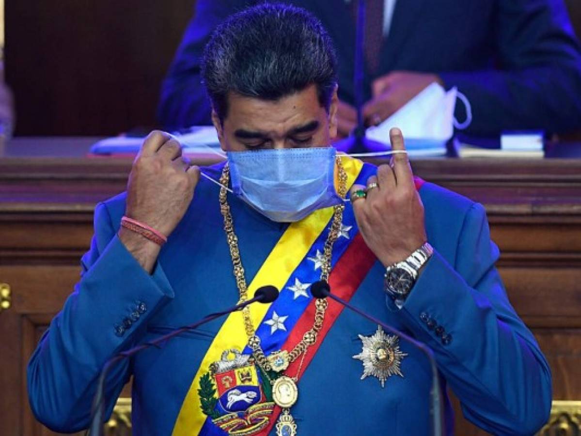 Maduro pide a congresistas abrir canales de diálogo con EEUU