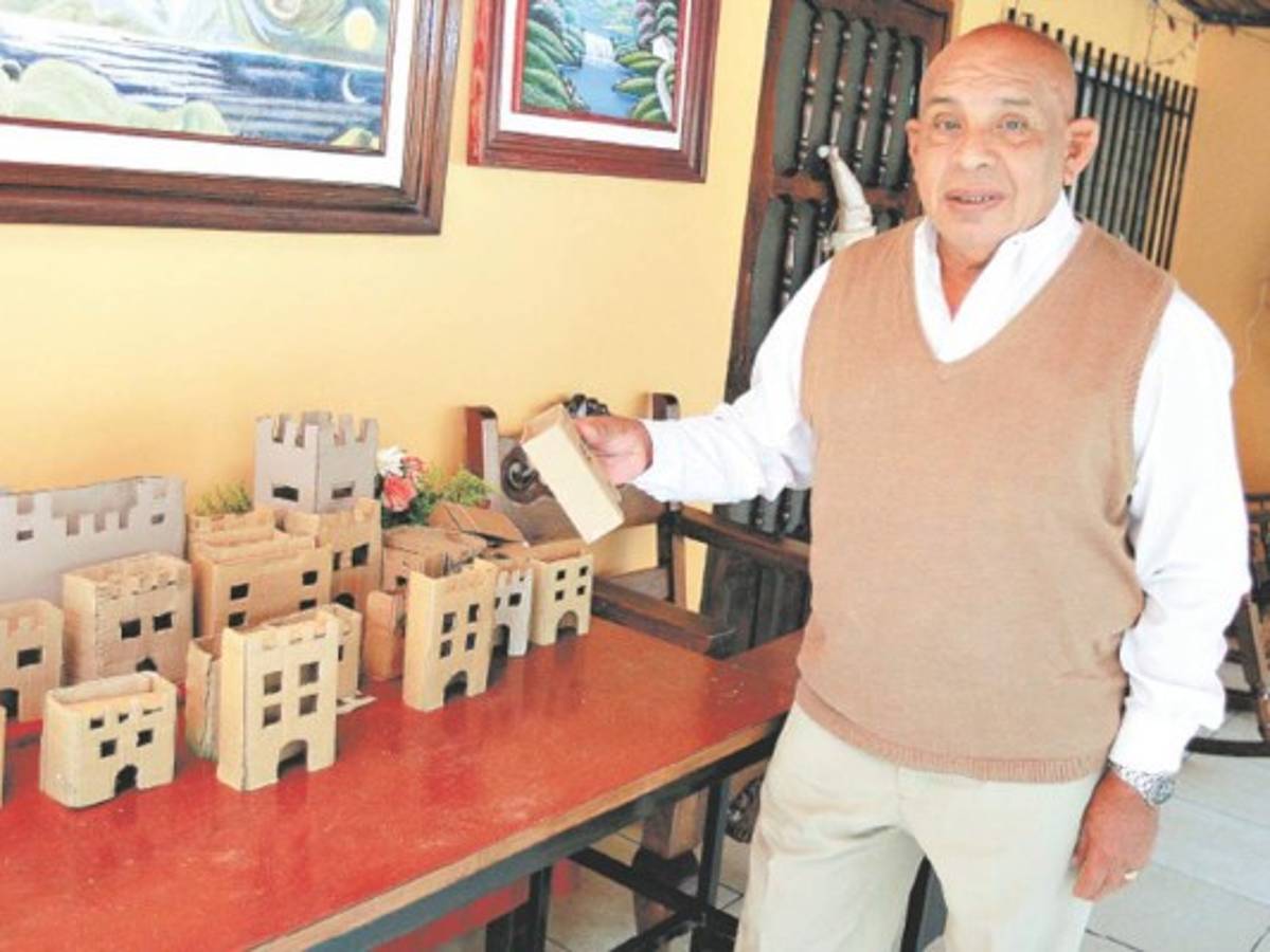 Ferdinando, el guardián de una tradición navideña que viene de 1850