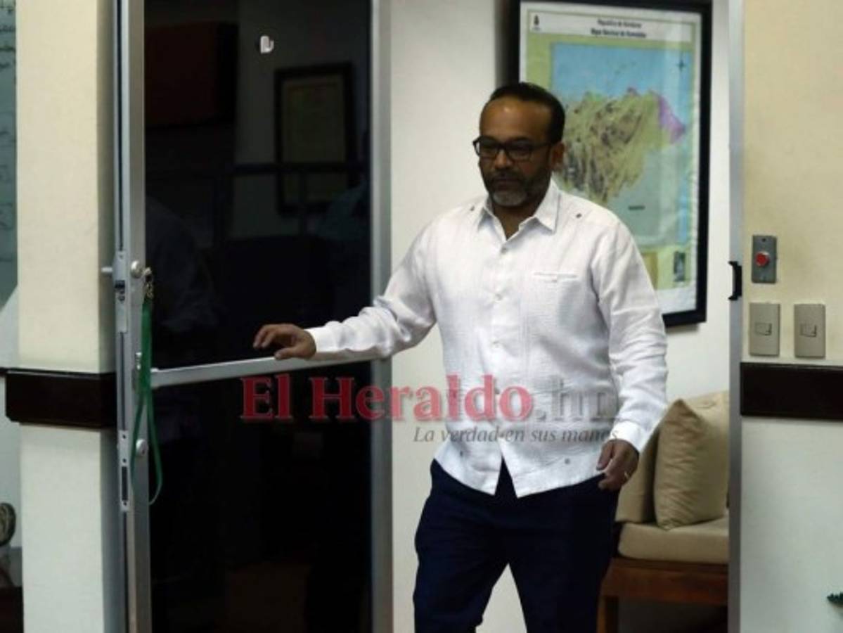 Galdames deja MiAmbiente para coordinar plan de reforestación nacional