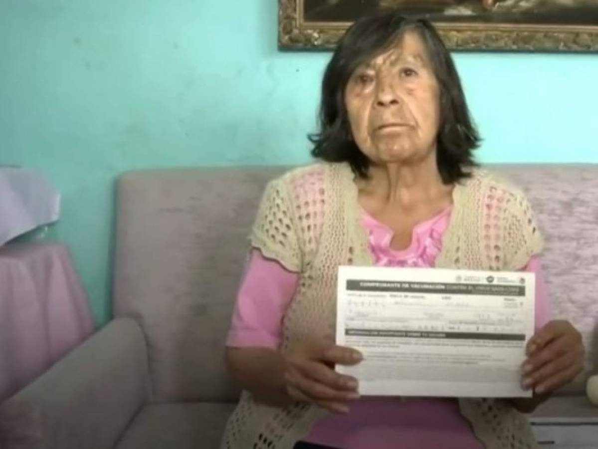 Le inyectan vacuna 'de aire' contra el covid-19: engaño en México