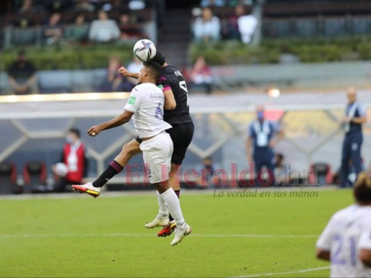¡Honduras se salvó del segundo! Raúl Jiménez la estrella en el poste