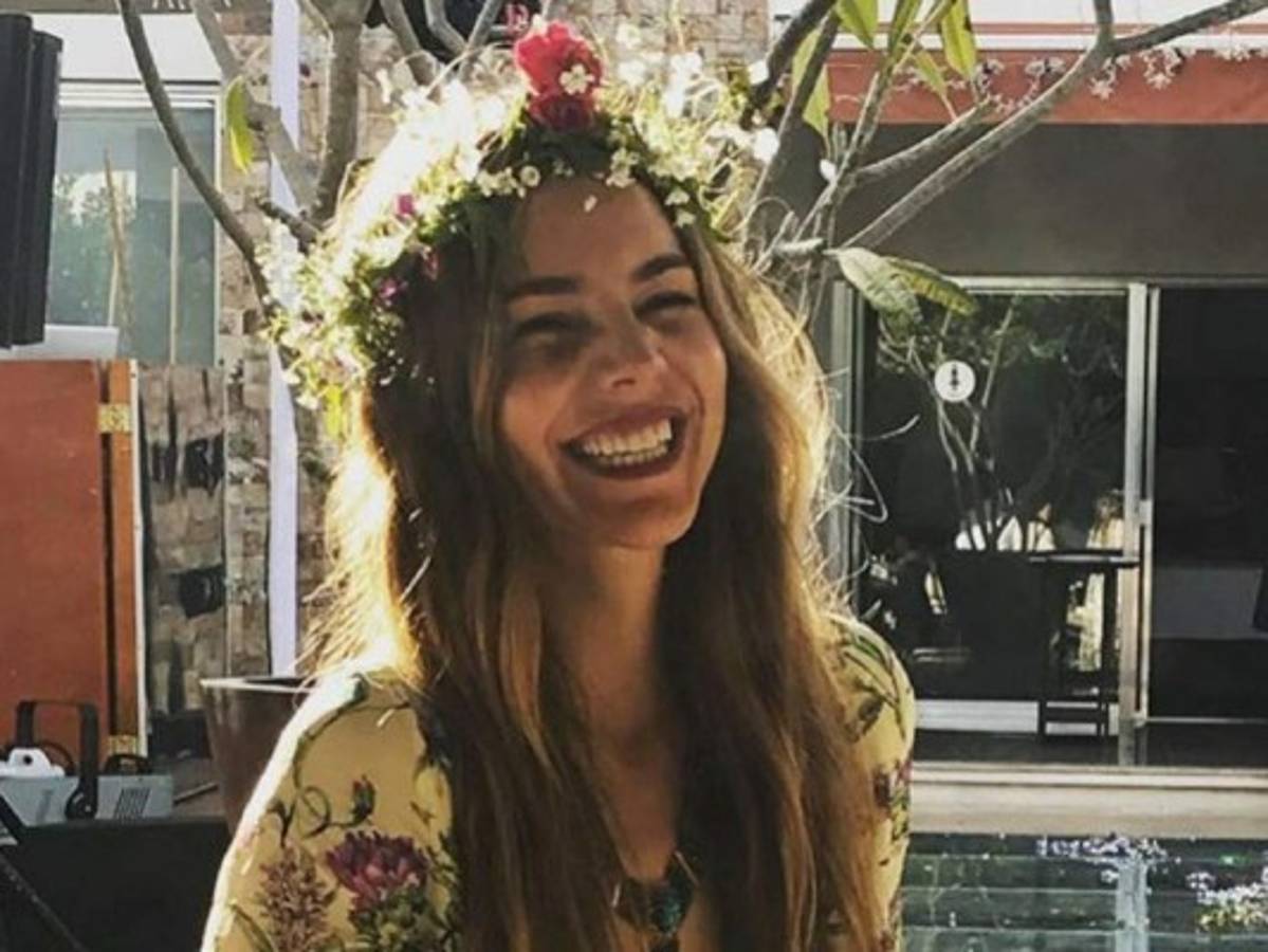 Camila Sodi enciende las redes con fotos en lencería al estilo 'Cincuenta Sombras de Grey'