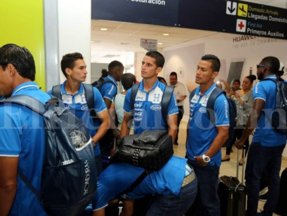 Selección de Honduras partió rumbo a Argentina para enfrentar a la Albiceleste de Messi