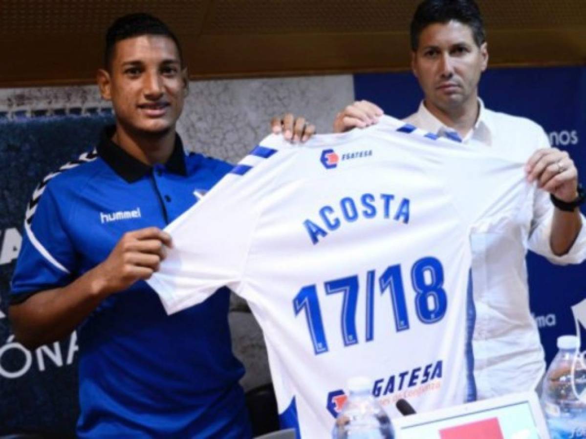 Bryan Acosta es presentado oficialmente en el Tenerife de España