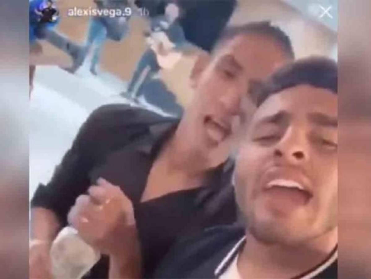 Guadalajara separa a dos jugadores por hacer fiesta