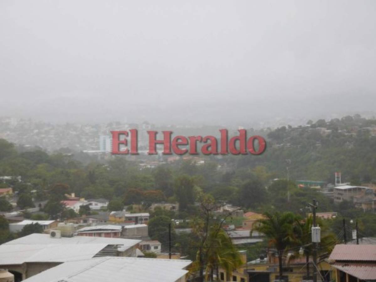 Tres días de lluvias mantienen en alerta a hondureños durante Semana Morazánica