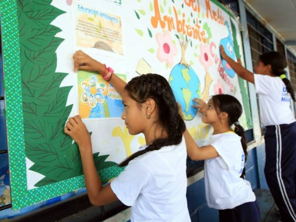 Más de 6,000 niños buscan alcanzar la medalla verde en la capital