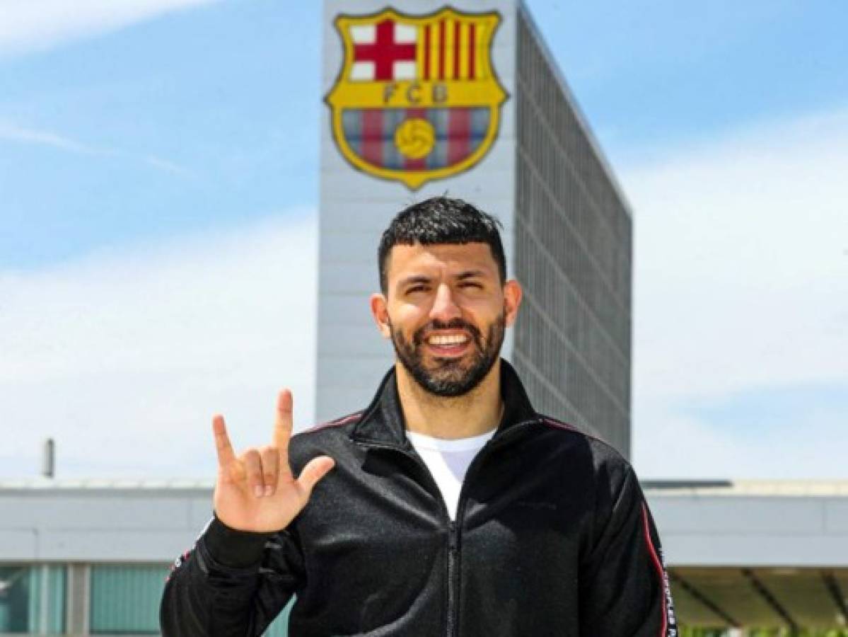 Kun Agüero es nuevo jugador del FC Barcelona