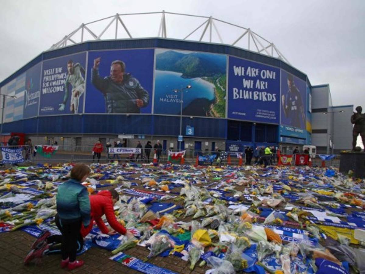 Familia de Emiliano Sala lanza una búsqueda submarina de la avioneta