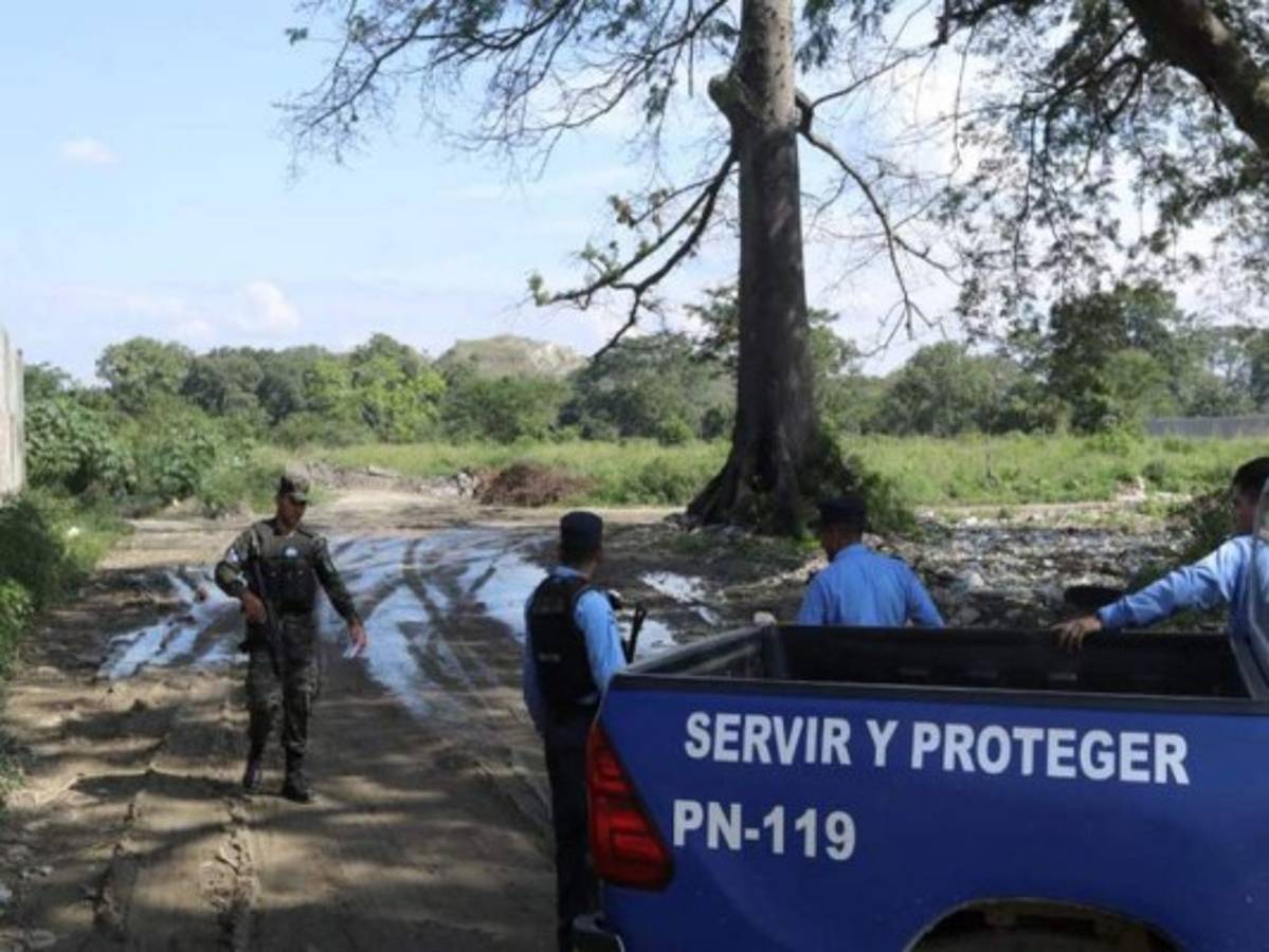 Enterrados en solar baldío hallan a pareja en San Pedro Sula