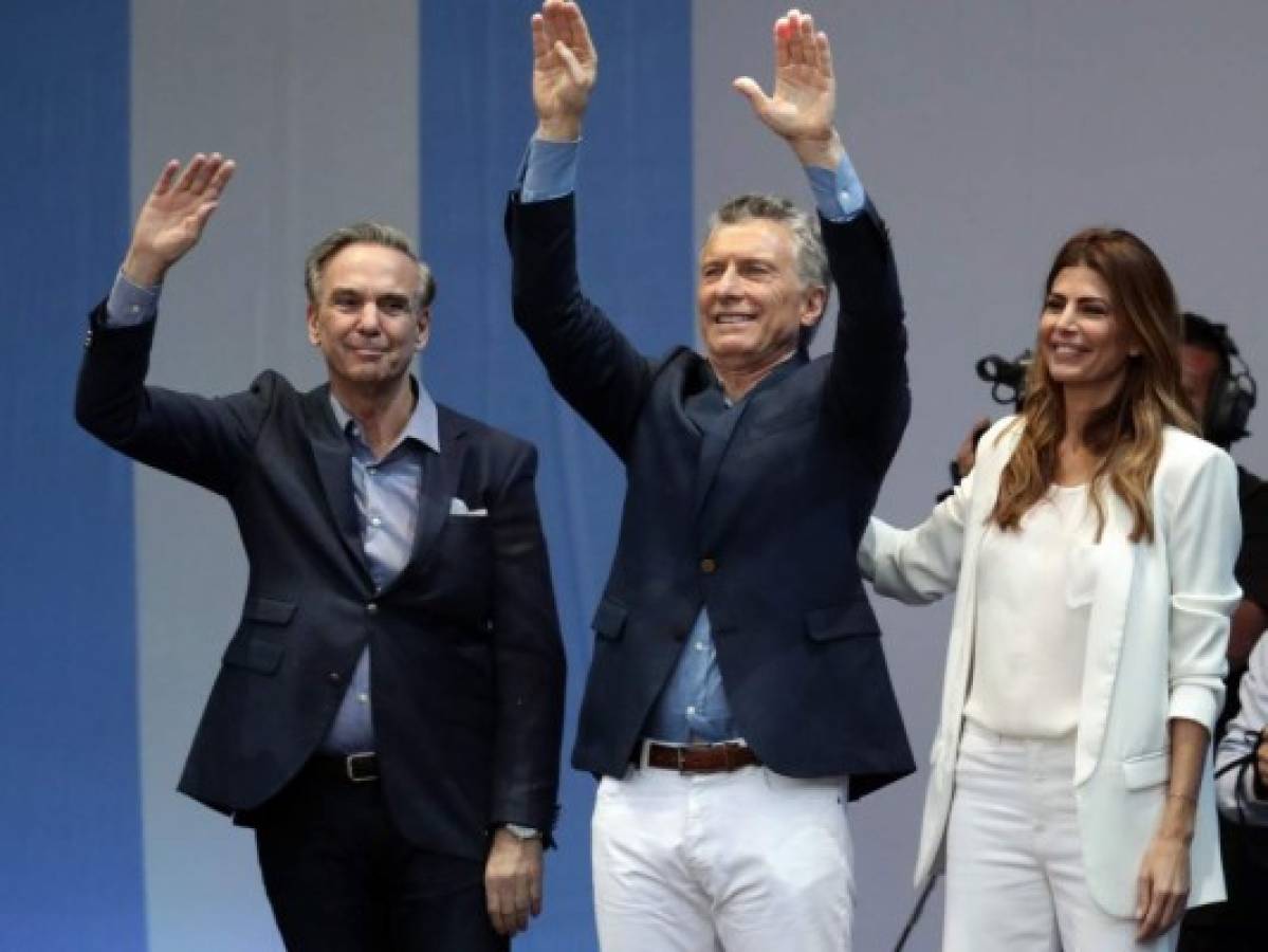 Macri celebra un acto multitudinario a ocho días de las elecciones