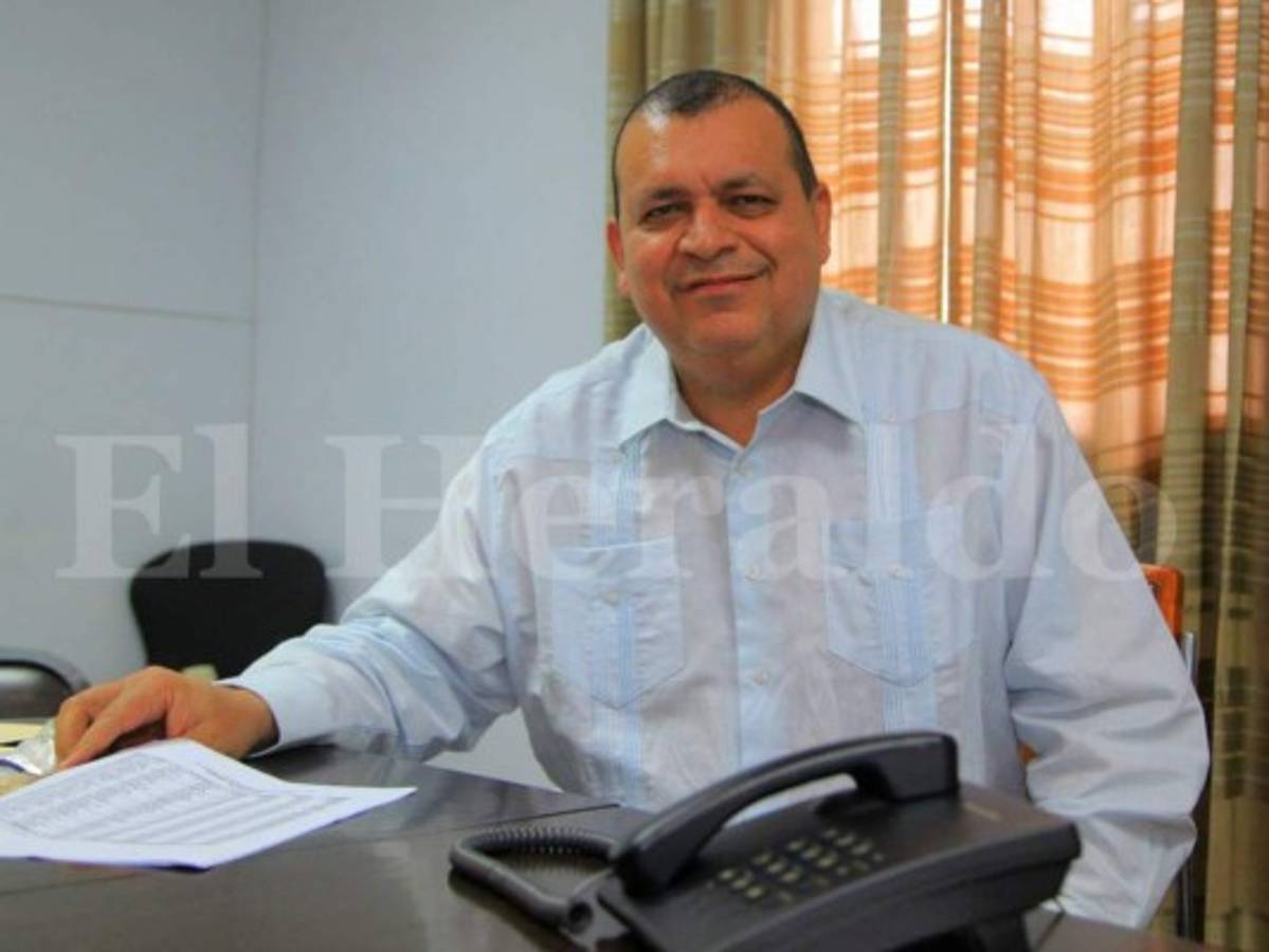 Orlando Ponce Morazán se disculpa en Twitter con el periodista Jimmy Barahona tras pleito en San Pedro Sula