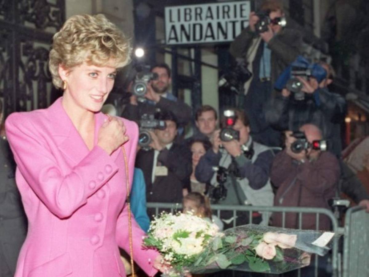 Denuncian 'engaño' en histórica entrevista de la BBC a Lady Di en 1995 