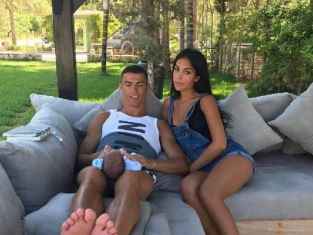 Cristiano Ronaldo derretido de amor por su princesa, su hija Eva