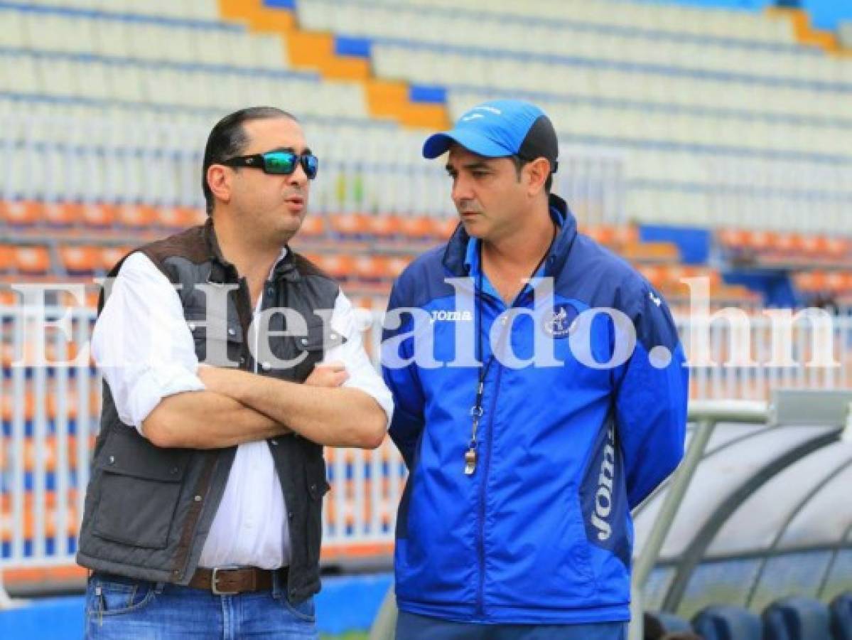 Pedro Atala acompaña a Motagua en el estadio Excélsior de Puerto Cortés