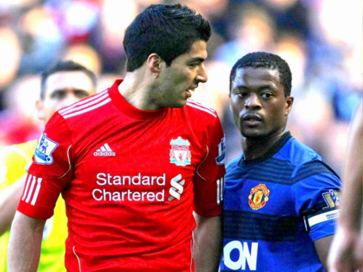 Luis Suárez se disculpa por decirle 'negro' a Evra