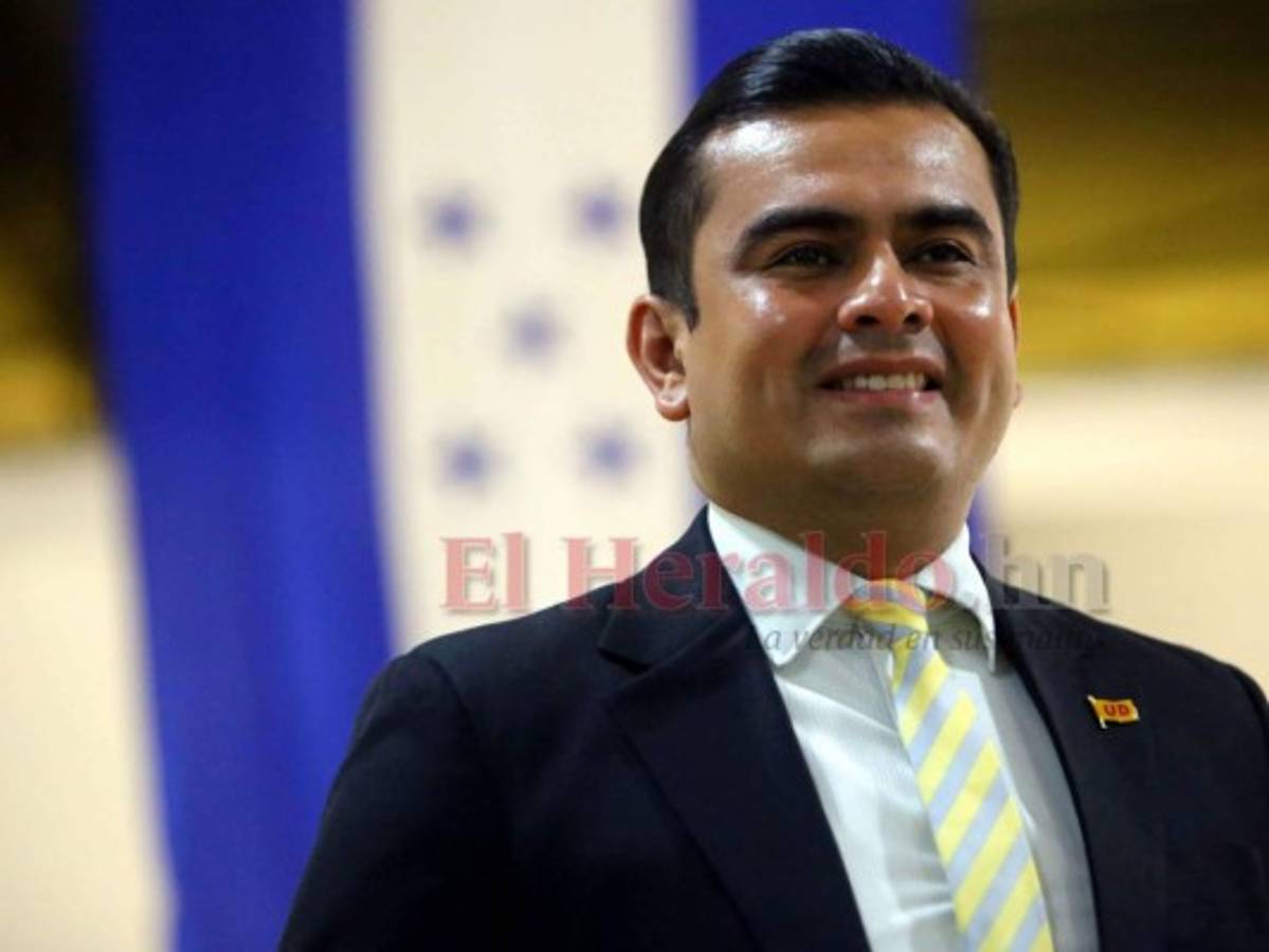 La gran mentora de Alfonso Díaz, el candidato de la UD: su mamá