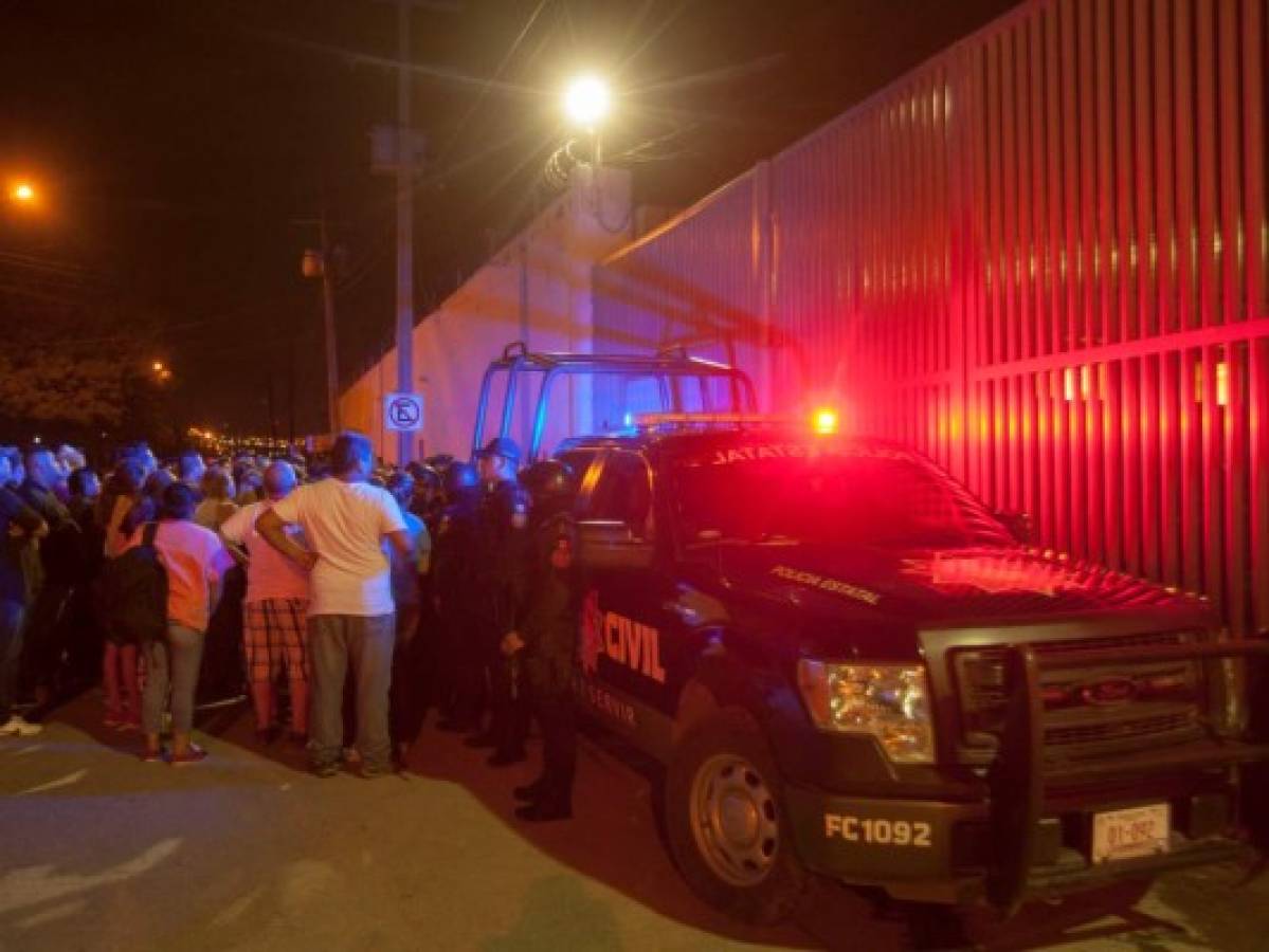 Motín deja al menos tres muertos en la cárcel de México donde hubo una masacre