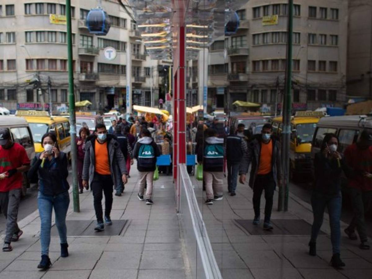 Bolivia cierra las fronteras a los nacionales y prohíbe salir a la calle por coronavirus