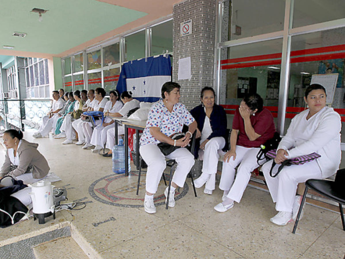 Paralización de las enfermeras empieza a cobrar factura en centros asistenciales de Honduras