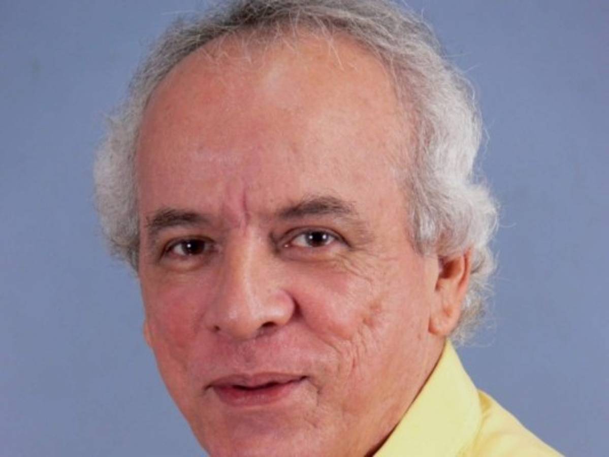 Julio Escoto recibirá prestigioso premio 'Ramón Amaya Amador'