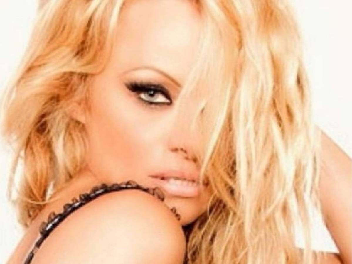 Pamela Anderson se casó con su guardaespalda