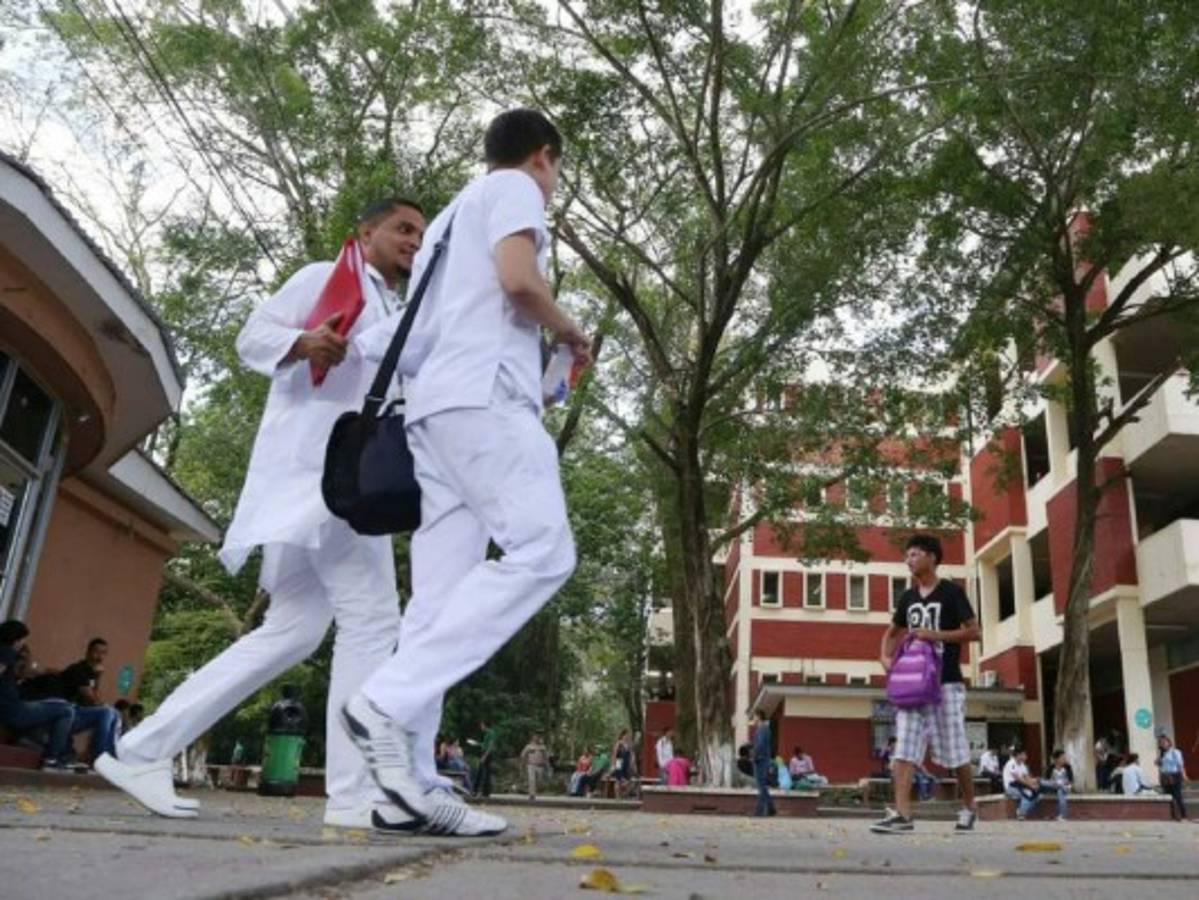 Extienden período de matrícula para carreras semestrales en la UNAH