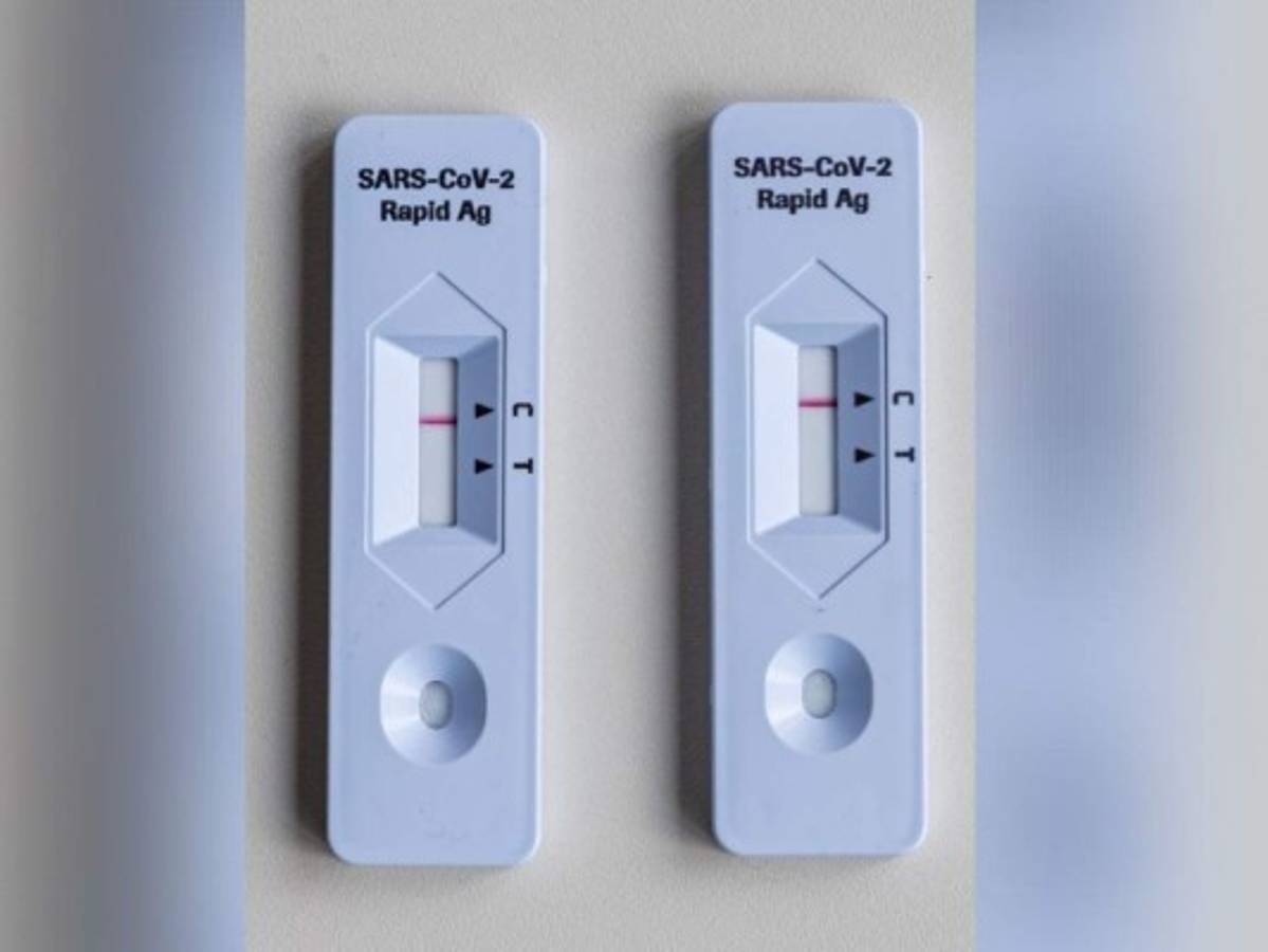 Costa Rica detecta variante sudafricana de covid-19 en turista francés