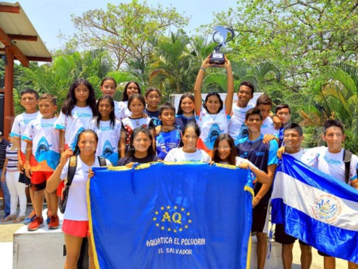 Delfines Sampedranos gana XXII de la Copa Internacional Gatorade