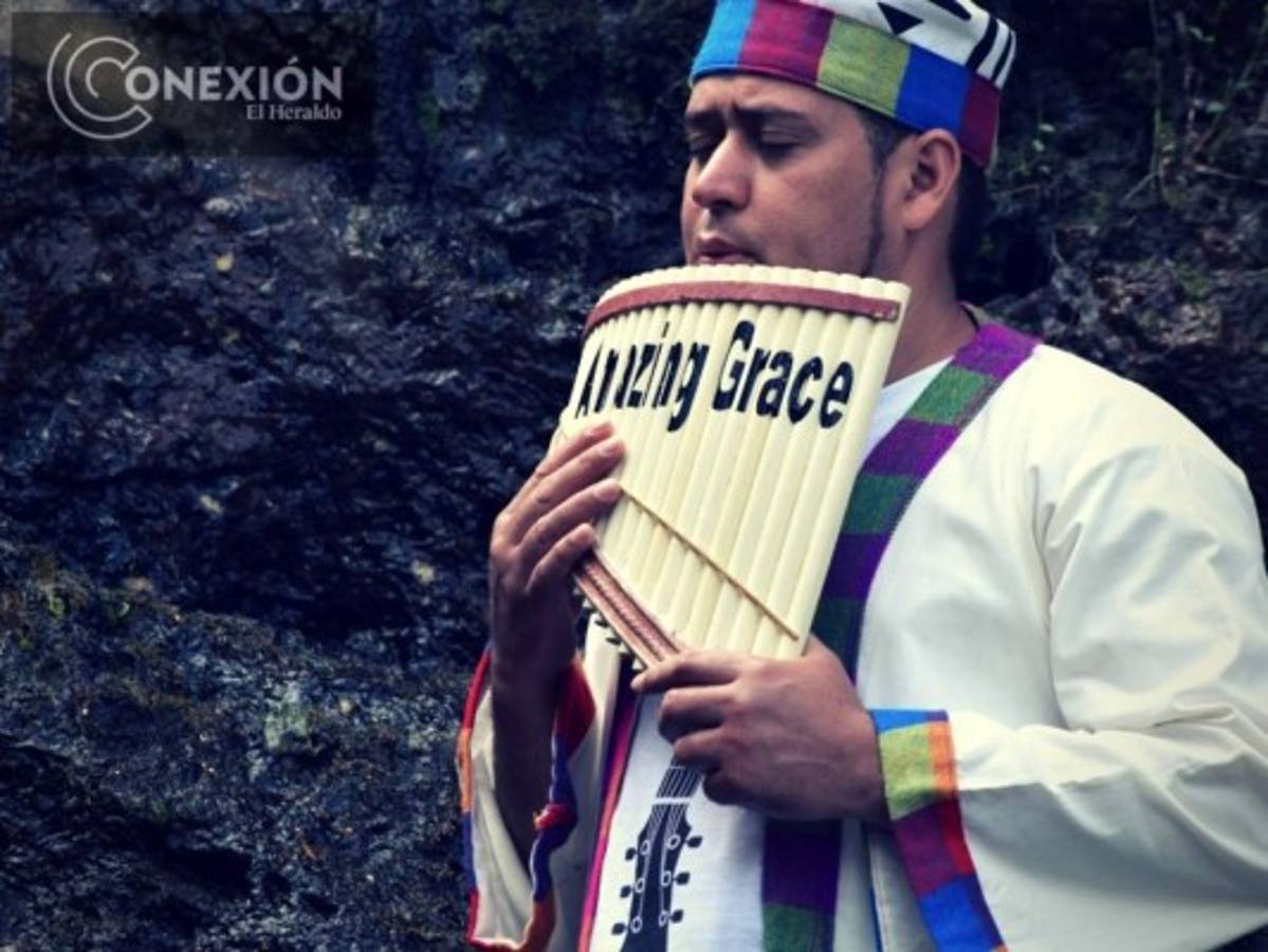 Nahun Escoto encontró en su flautas el deseo de salir adelante. Darse por vencido no estaba en sus planes.