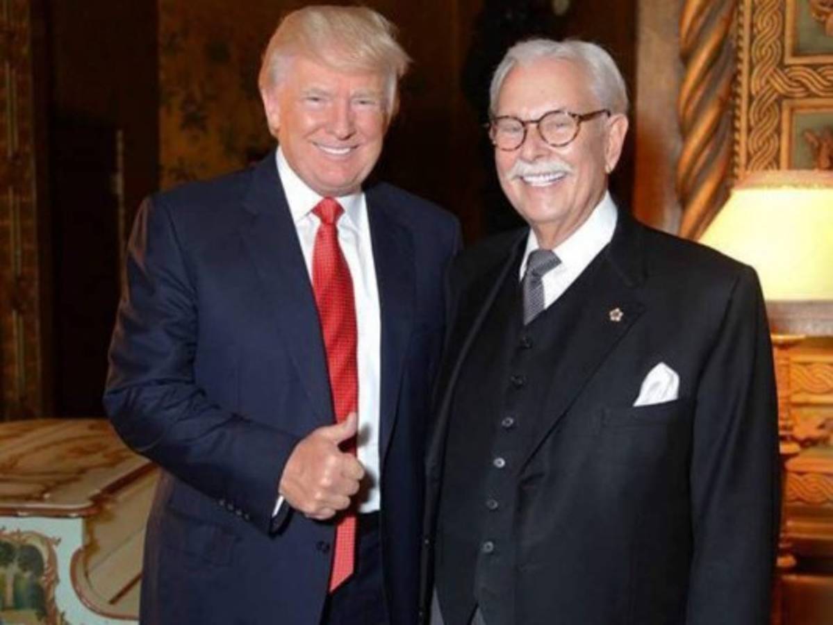 Antiguo mayordomo de Trump habla de matar a Obama