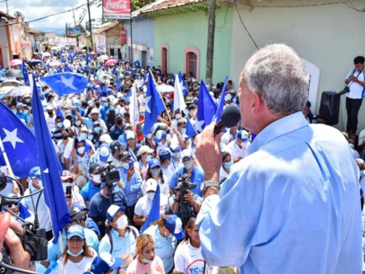 Xiomara Castro, Nasry Asfura y Yani Rosenthal recorrieron Honduras con sus promesas de campaña (Fotos)