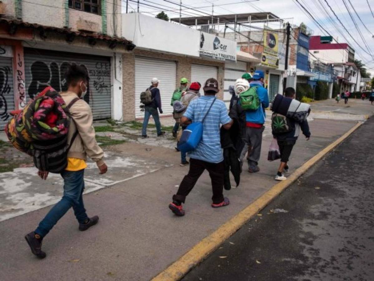 Caravana de migrantes atraviesa la 'ruta de la muerte” en México