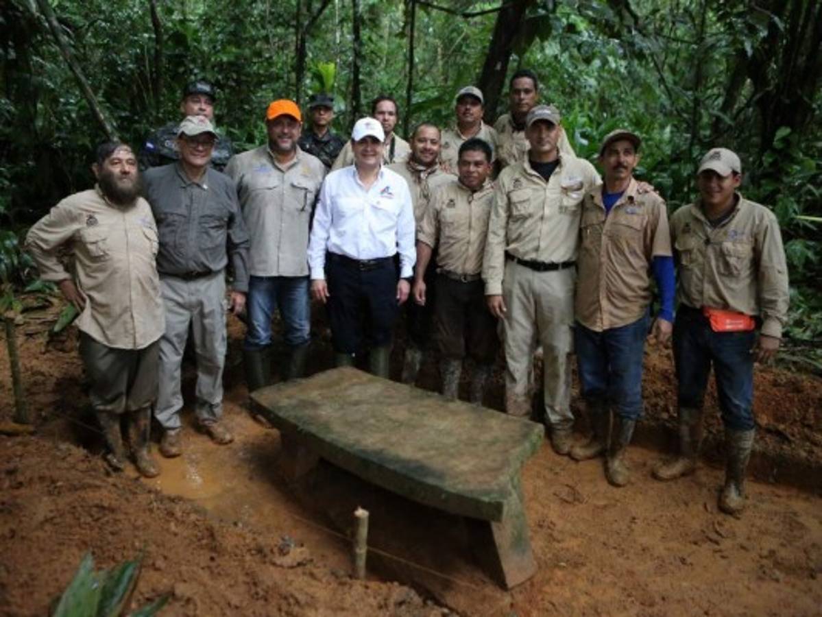 Sustraen pieza en forma de banca de la Ciudad Blanca